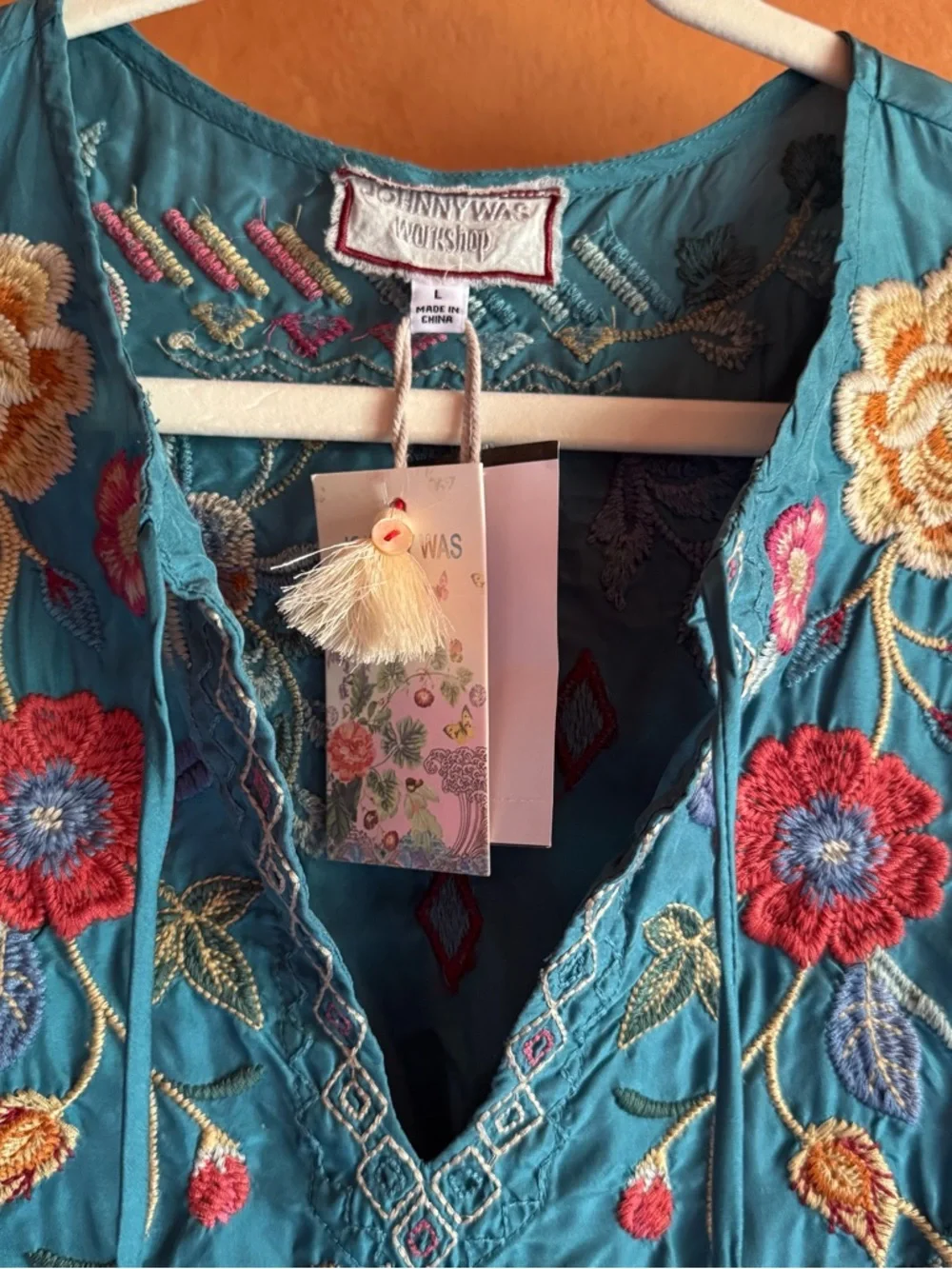 Johnny Was Taryn Flowy Tassel Blouse Silk Embroidered NWT Size L - Picture 3 of 12